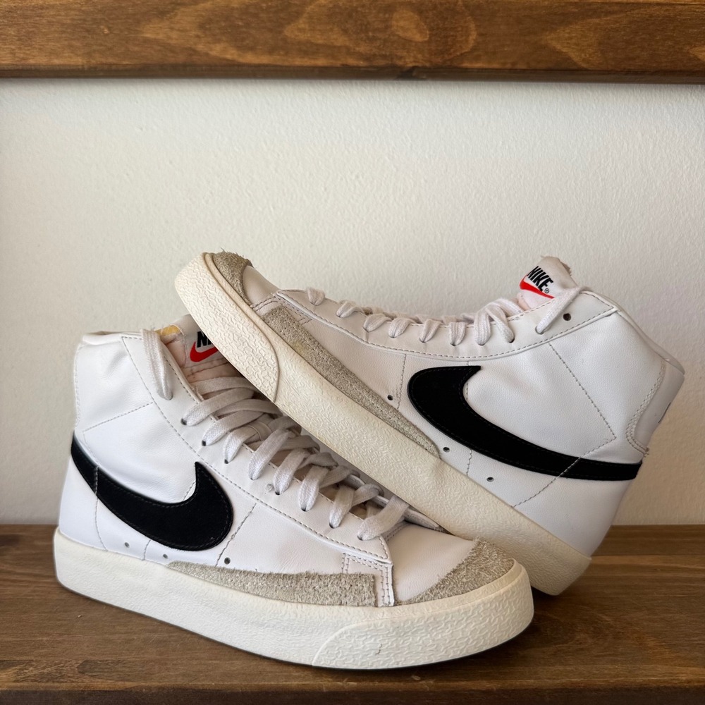 Nike Blazer Mid 77 Vintage White Black BQ6806-100 Womens Size 6 High Top Shoes